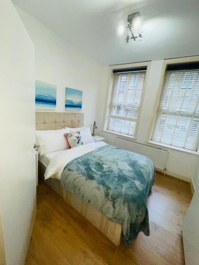 Amazing 2 Bedroom Apartment 런던 외부 사진
