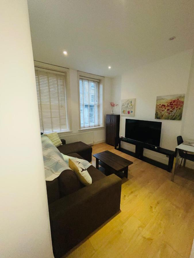 Amazing 2 Bedroom Apartment 런던 외부 사진